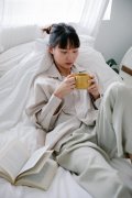 <b>题目的设置巧妙结合中国移动“和”品牌的相关知识</b>